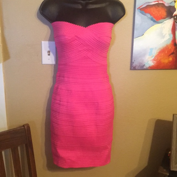 Neon Pink Mini - Picture 1 of 4